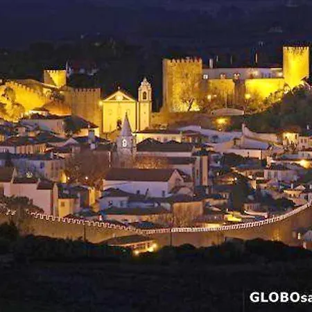 Dom wakacyjny Comfortable Near With Shared Pool Pataias