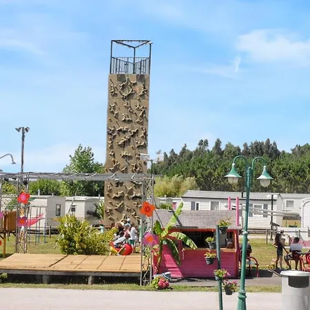 Comfortable Near With Shared Pool Dom wakacyjny Pataias