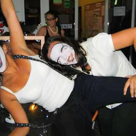 펜션 Comfortable Near With Shared Pool