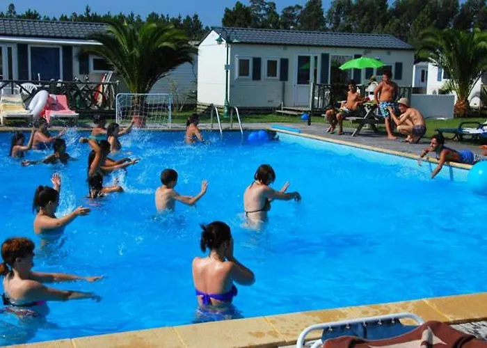 Comfortable Near With Shared Pool * Pataias