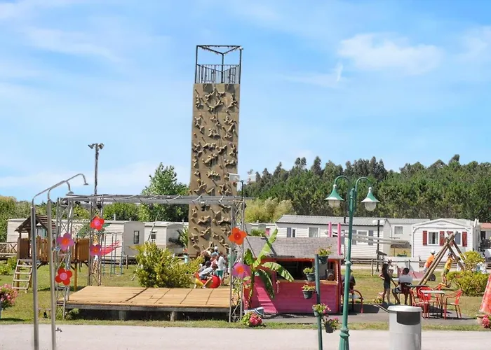 Comfortable Near With Shared Pool Holiday home Pataias